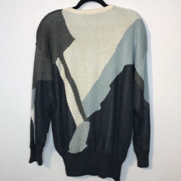 Escada Gray and Cream Crew Neck Sweater - Picture 13 of 14